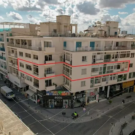 Superb Steps Away From Finikoudes Апартаменты Ларнака