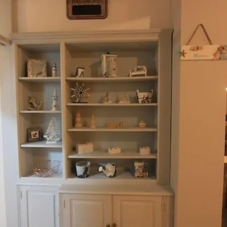 Apartment Superb Steps Away From Finikoudes *
