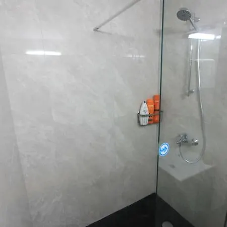 Superb Steps Away From Finikoudes * Larnaca