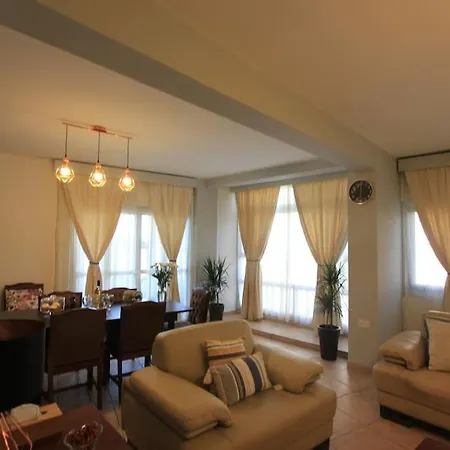 Superb Steps Away From Finikoudes Apartment