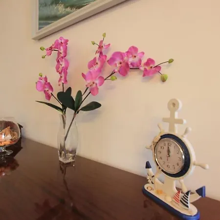 Superb Steps Away From Finikoudes Apartament Larnaca