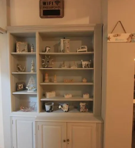 アパート Superb Steps Away From Finikoudes *