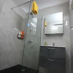 Superb Steps Away From Finikoudes Apartament Larnaca